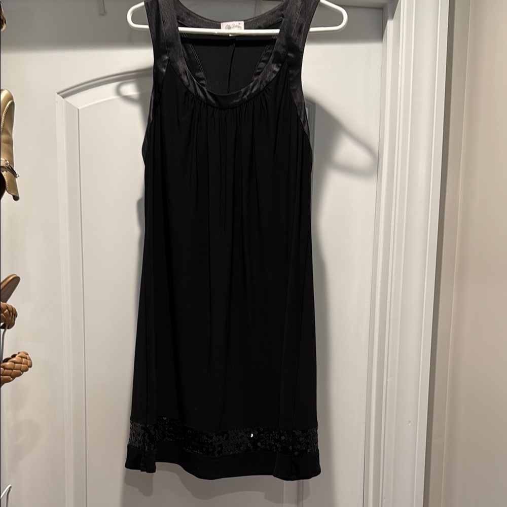 Elegant Black Sleeveless dress